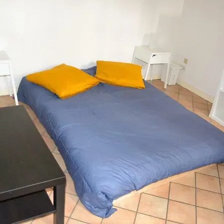 Appartement Studio Hypercentre, Au Calme Et Rue Pietonne -2- Rouen